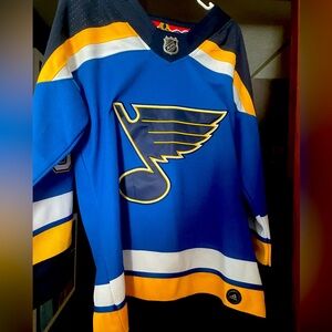St. Louis blues jersey new without tags